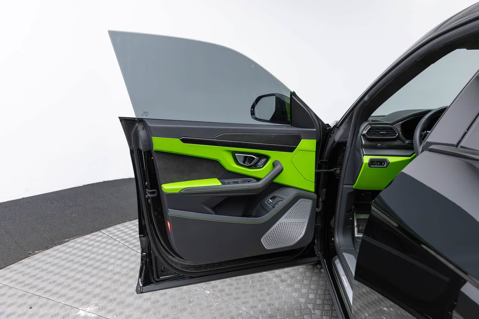 Cápsula «Graphite» del Lamborghini Urus 2022