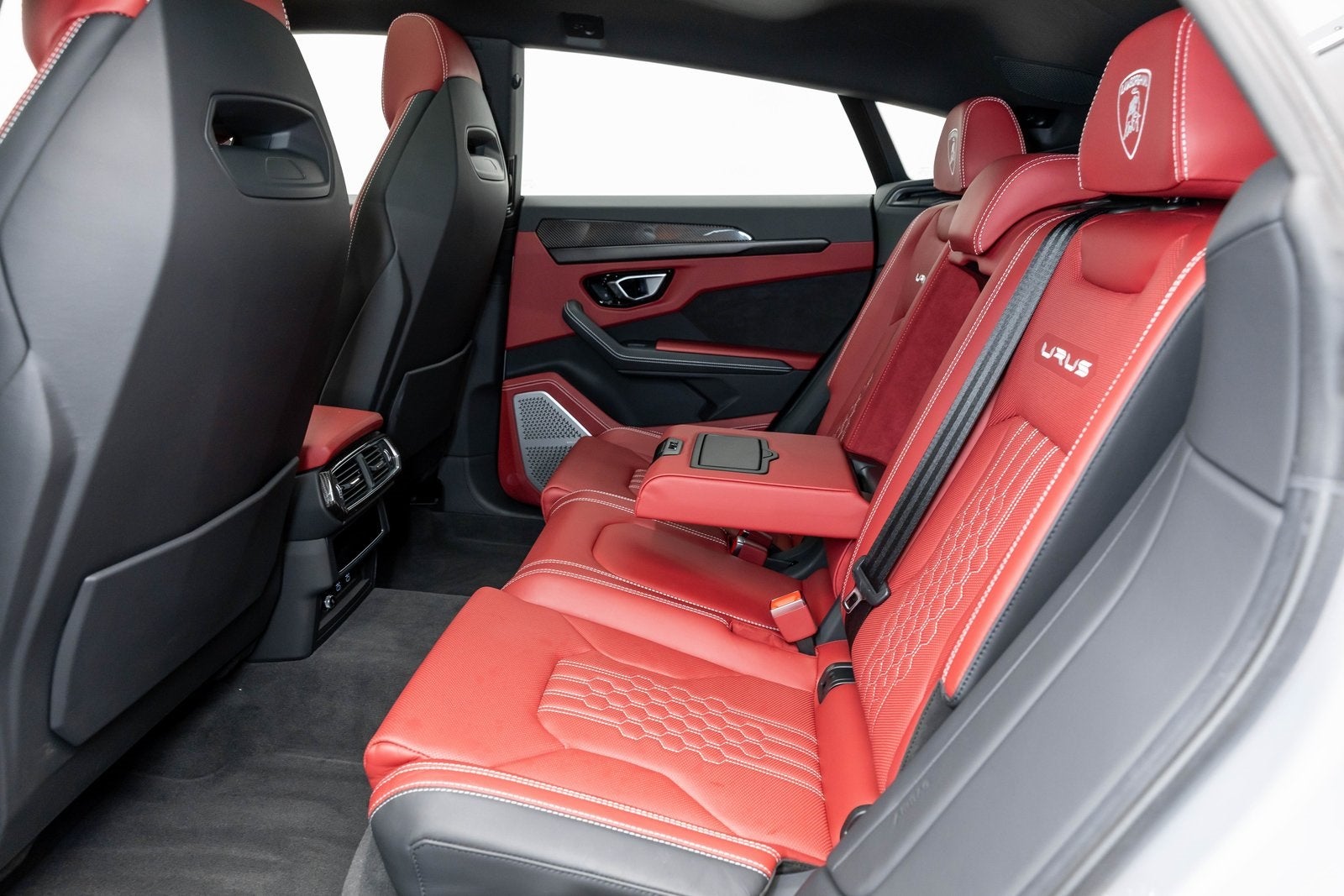 2023 Lamborghini Urus S