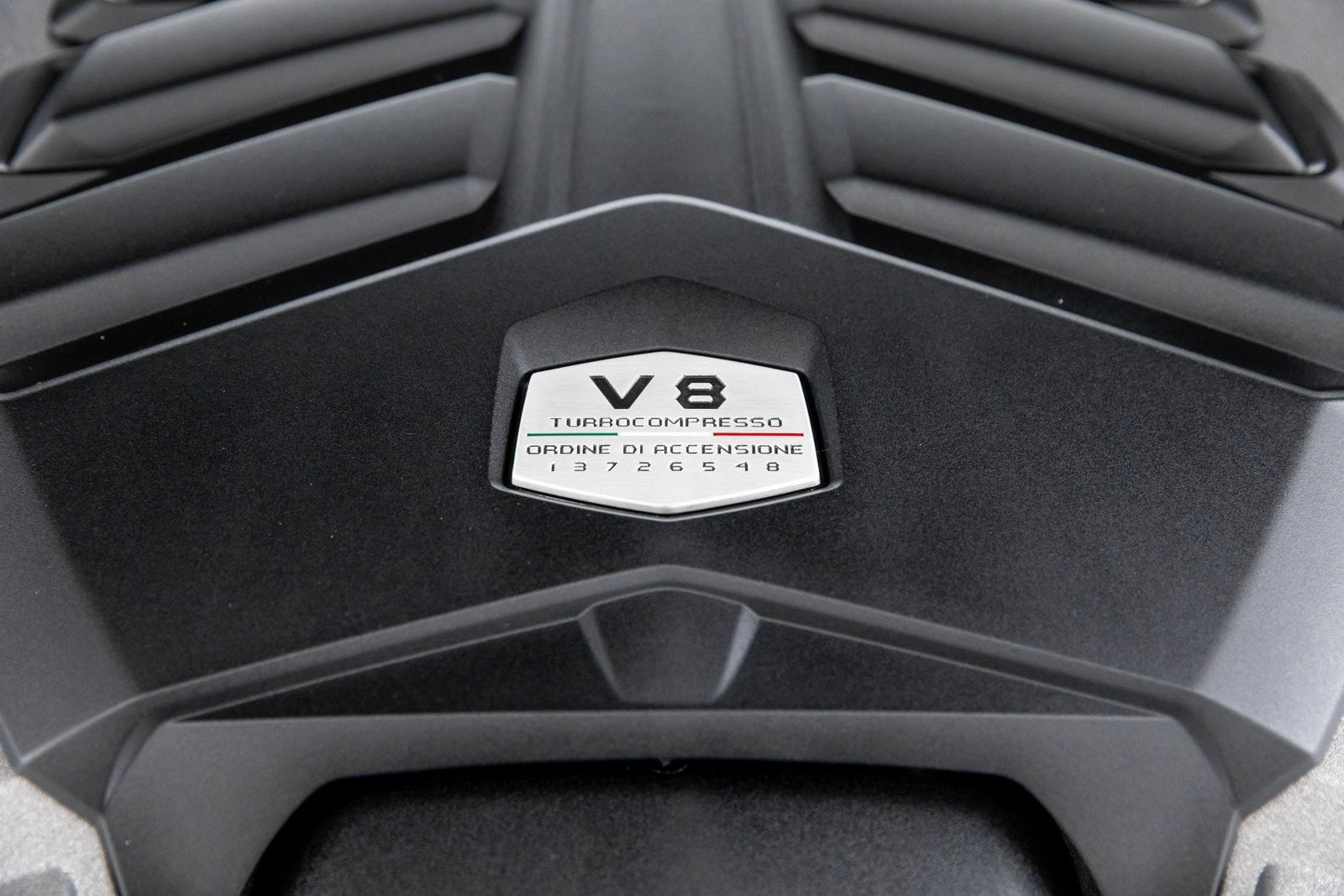 2023 Lamborghini Urus S