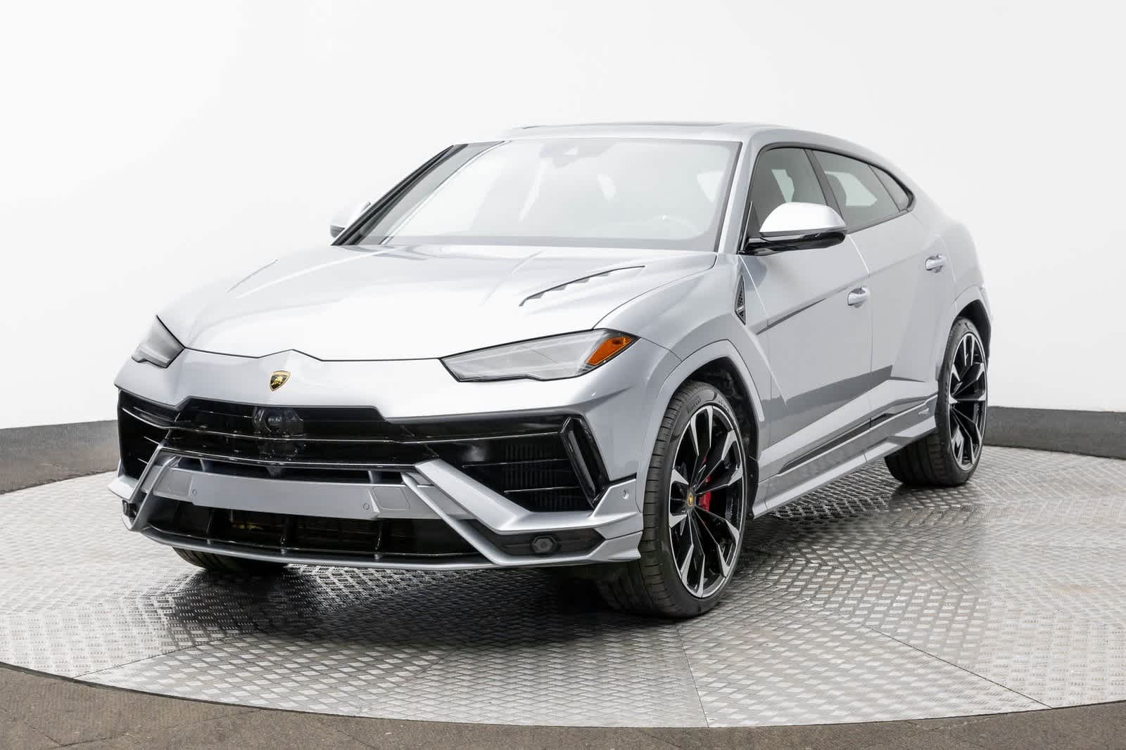 2023 Lamborghini Urus S