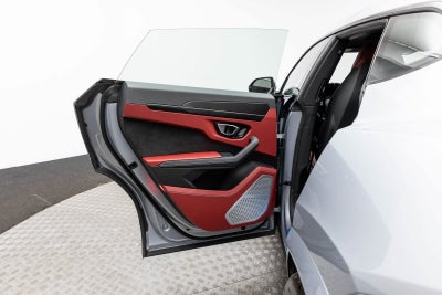 2023 Lamborghini Urus S