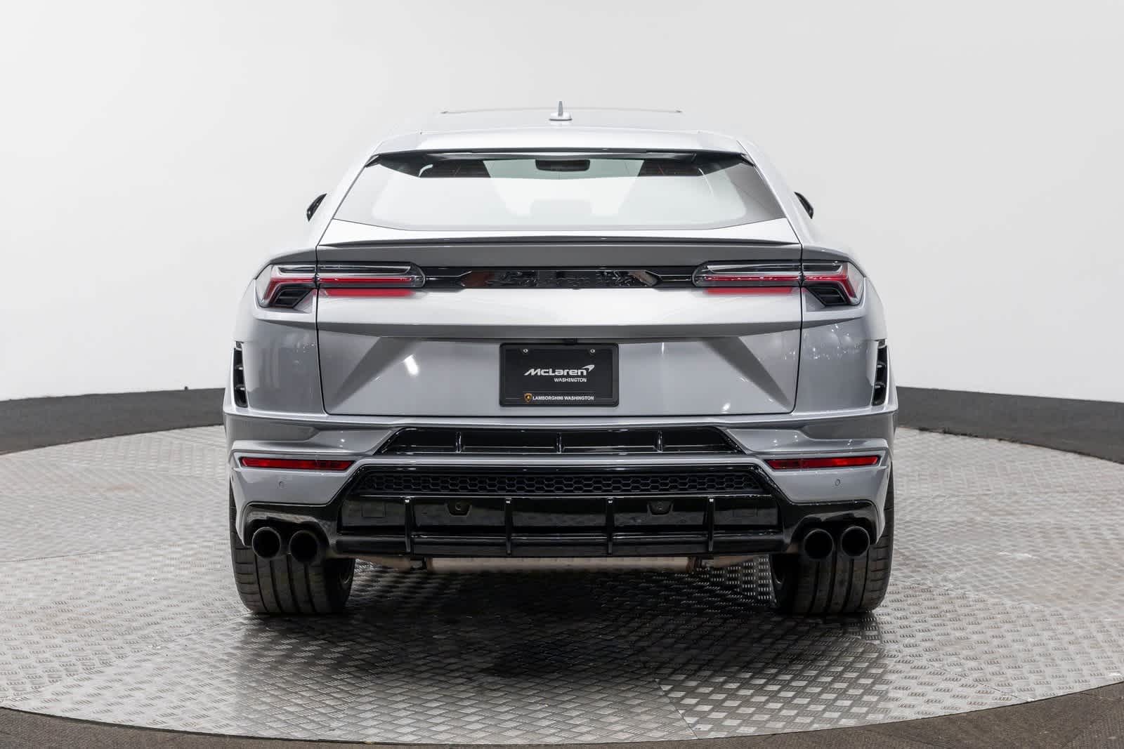 2023 Lamborghini Urus S