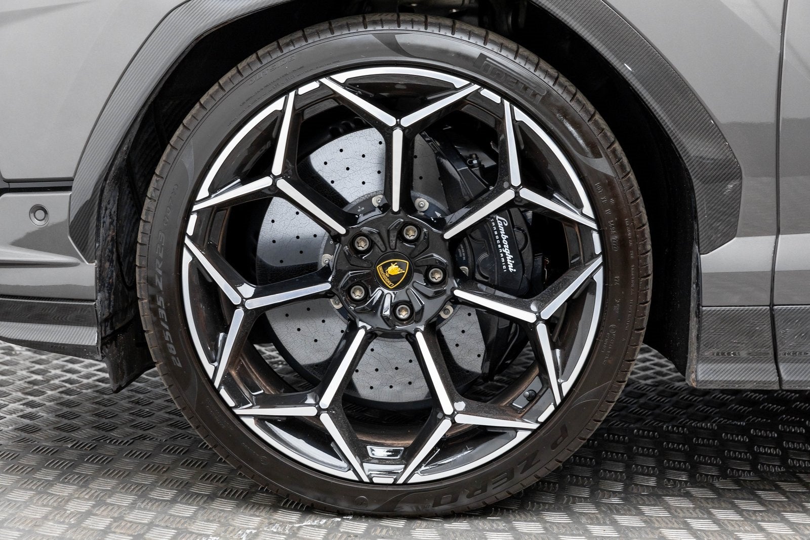 Lamborghini Urus Performante 2023