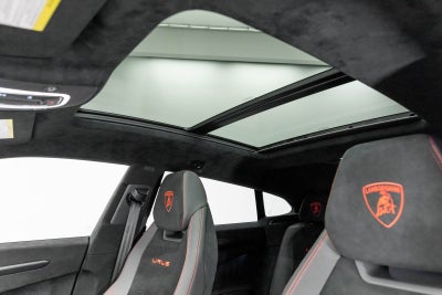 Lamborghini Urus Performante 2023