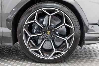 Lamborghini Urus Performante 2023