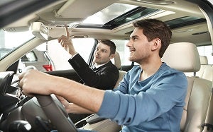 Programe una prueba de conducción en McLaren Washington en Sterling, VA.