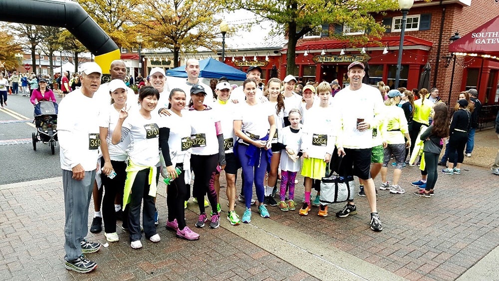 Lift Me Up en McLaren Washington en Sterling VA